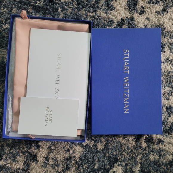 Brand New - Stuart Weitzman 95mm Black Suede Pumps (runs small, more like 8.5) - Picture 10 of 11